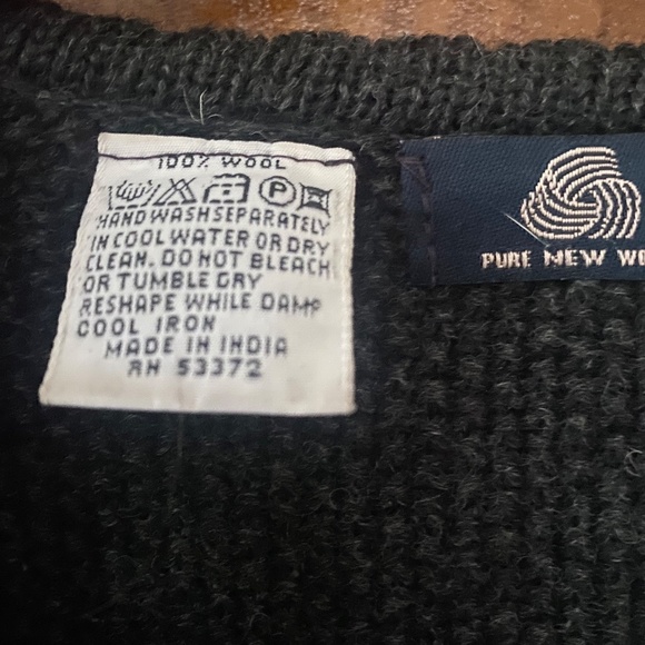French Connection 100% wool - pure new wool v-neck chunky cardigan sweater - Picture 5 of 5